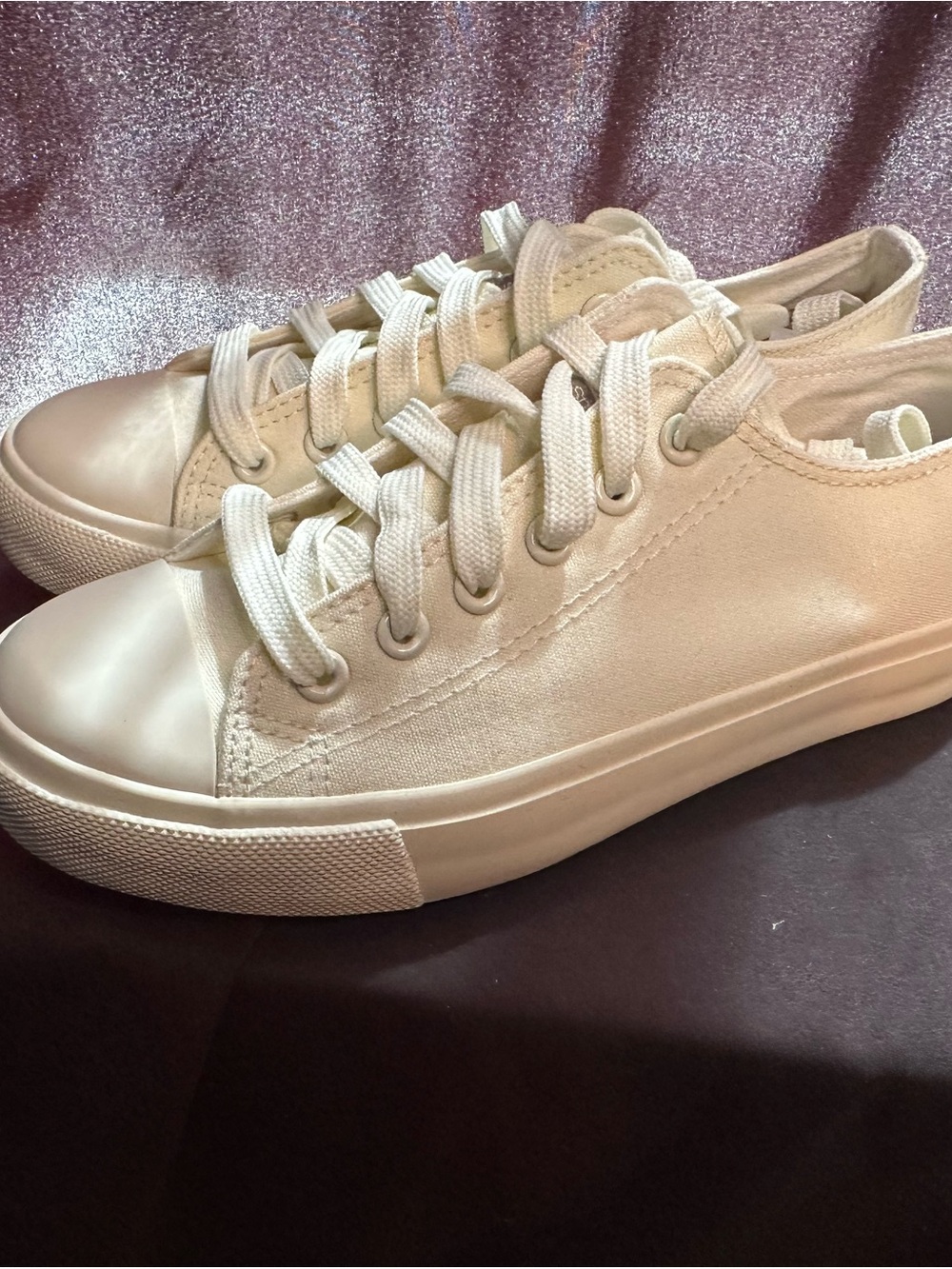 Cream Canvas Low-Top Sneakers